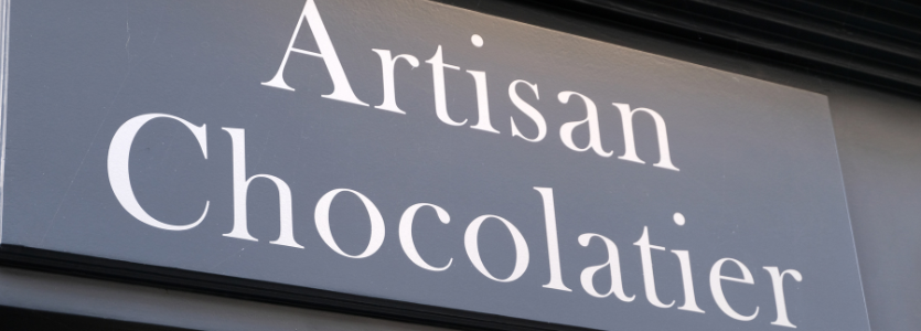 Gagnez en visibilité locale grâce à votre enseigne publicitaire