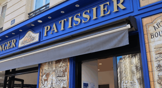 Quelle enseigne lumineuse choisir pour une boulangerie à Reims